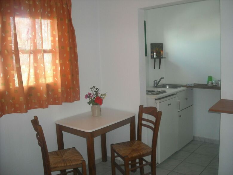 Aparthotel Portokali Apartments (12+)