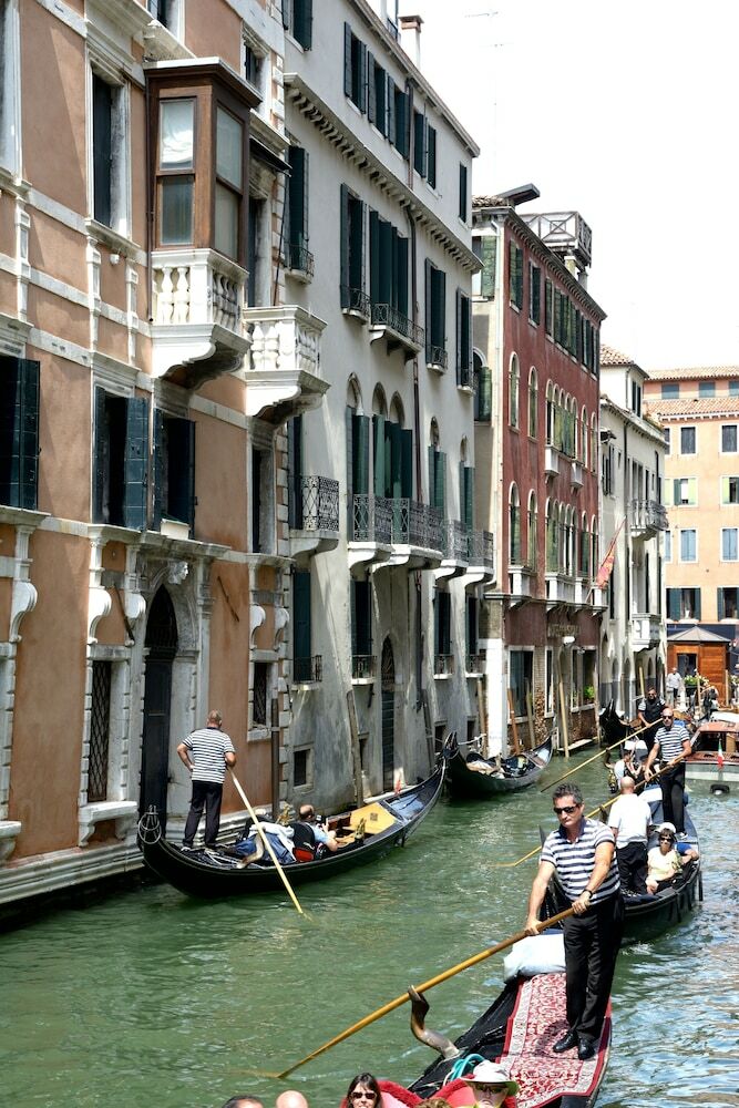 Apartamento Corte Barozzi Venice Suites