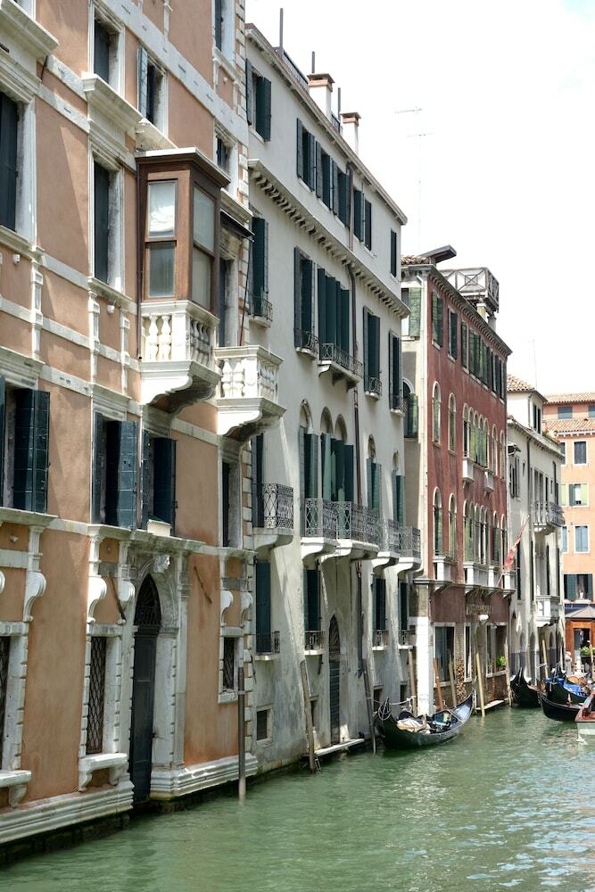 Apartamento Corte Barozzi Venice Suites