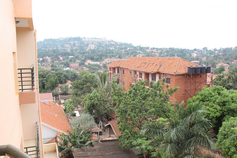 Hotel Top Five