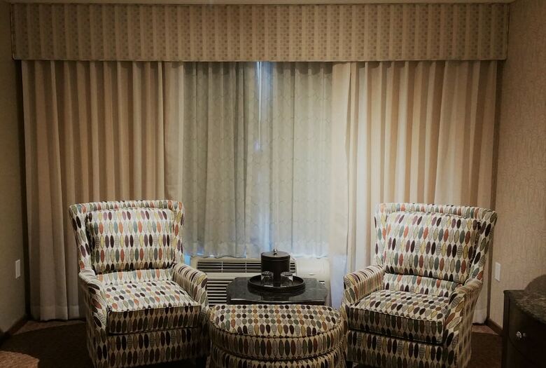Hotel Town & Country Inn And Suites