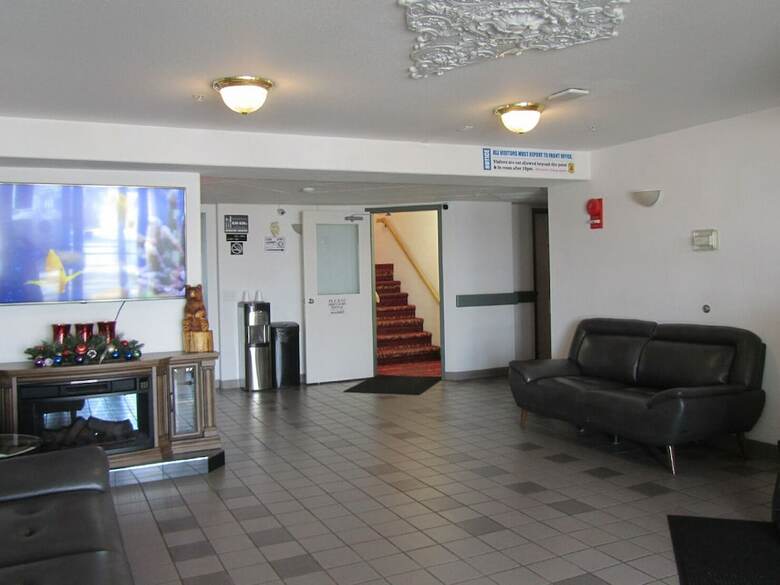 Motel Super 8 By Wyndham Taber Ab