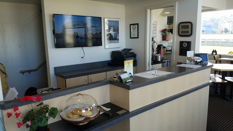 Hotel South Pier Inn