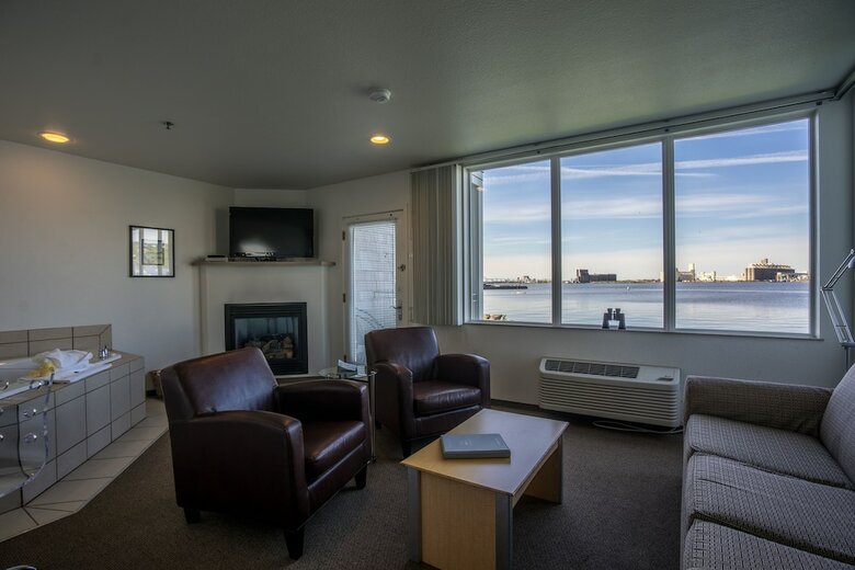 Hotel South Pier Inn