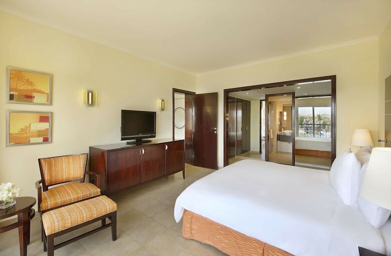 Hotel Hilton Sharks Bay Resort