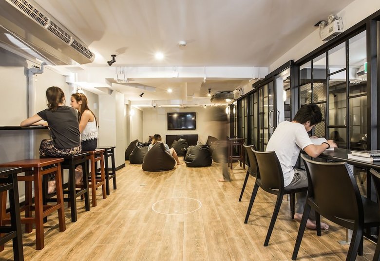 Hostal Jellybean The Blocks Hostel Sukhumvit 10