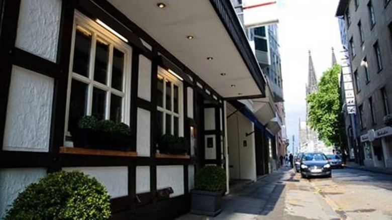 Dom Hotel Am R�merbrunnen