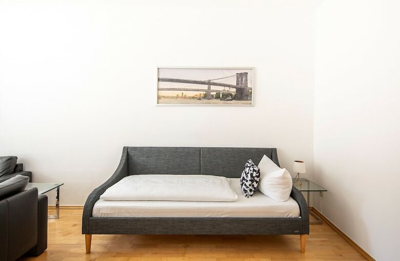 Dom Hotel Am R�merbrunnen