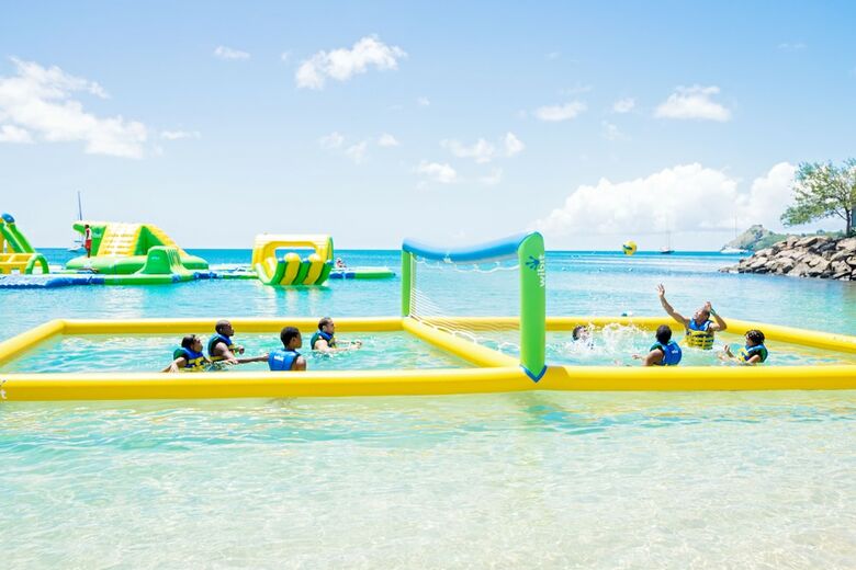 Hotel Bay Gardens Inn