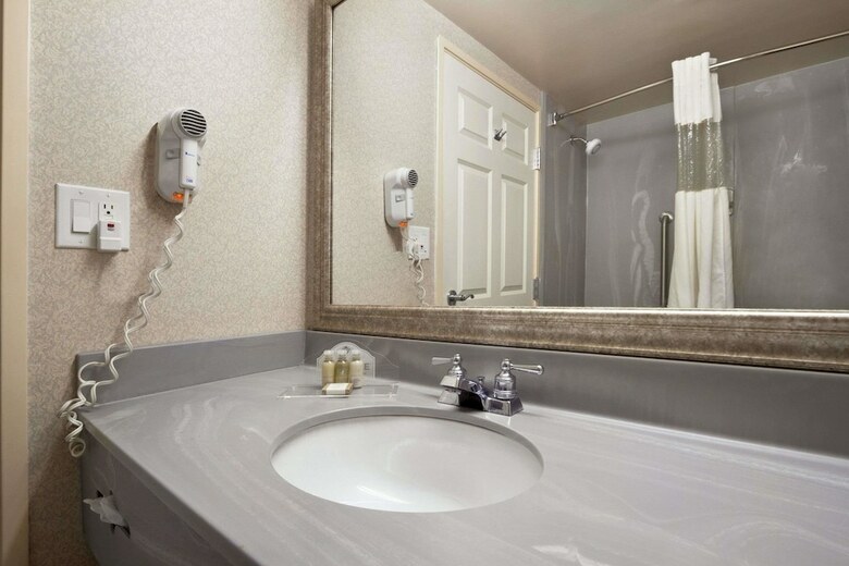 Hotel Wingate By Wyndham Augusta/fort Gordon