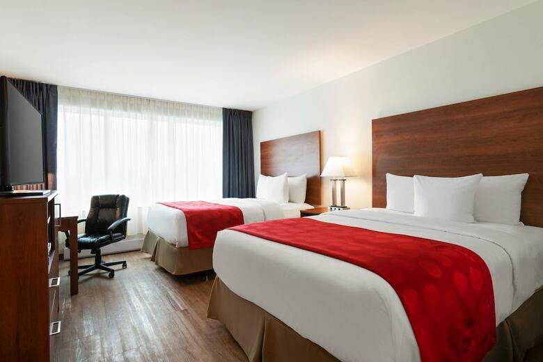 Hotel Ramada Plaza By Wyndham Montreal