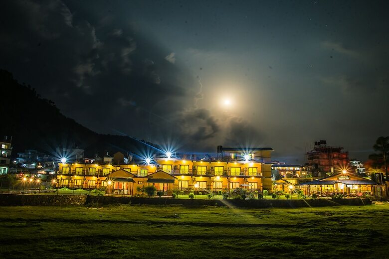Hotel Lakefront