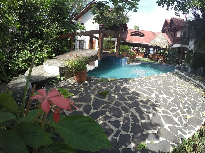 Hotel The Lotus Garden