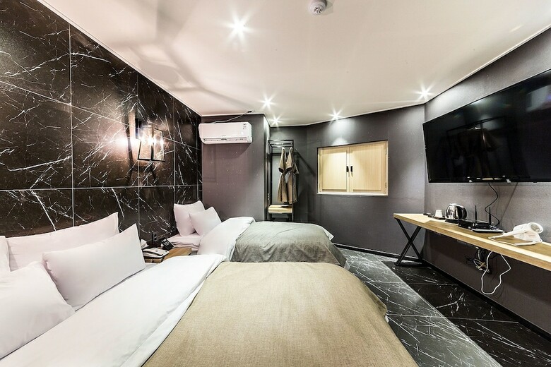 Kaya Latree Hotel