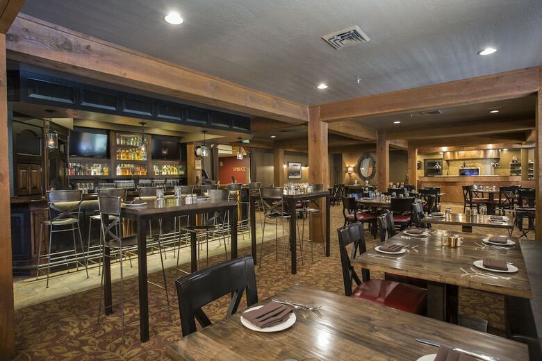 Lodges At Deer Valley