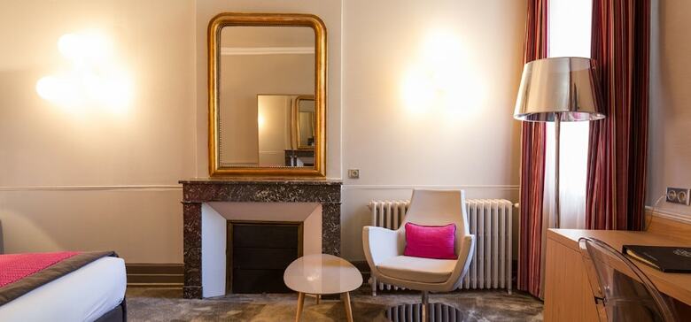 Hotel Hostellerie Du Chapeau Rouge