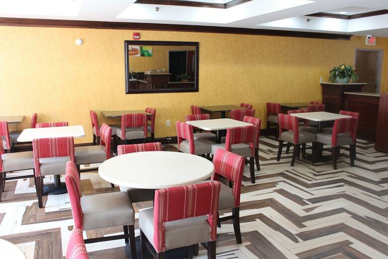 Hotel Quality Suites Nyc Gateway
