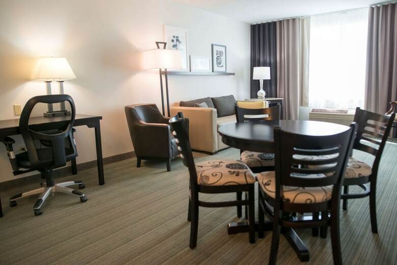 Hotel Country Inn & Suites By Radisson, Effingham, Il