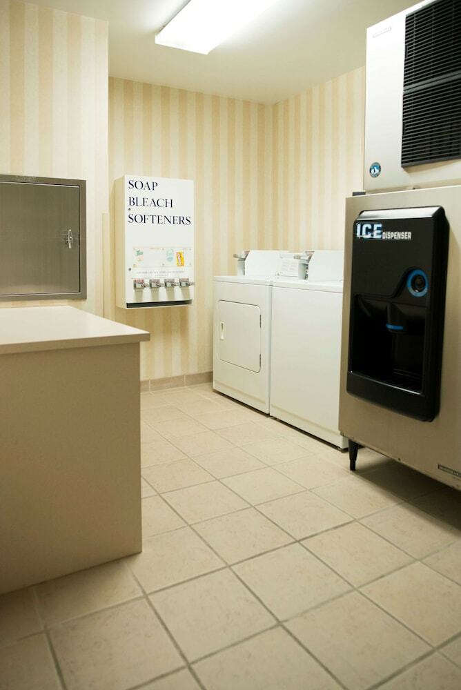 Hotel Country Inn & Suites By Radisson, Effingham, Il