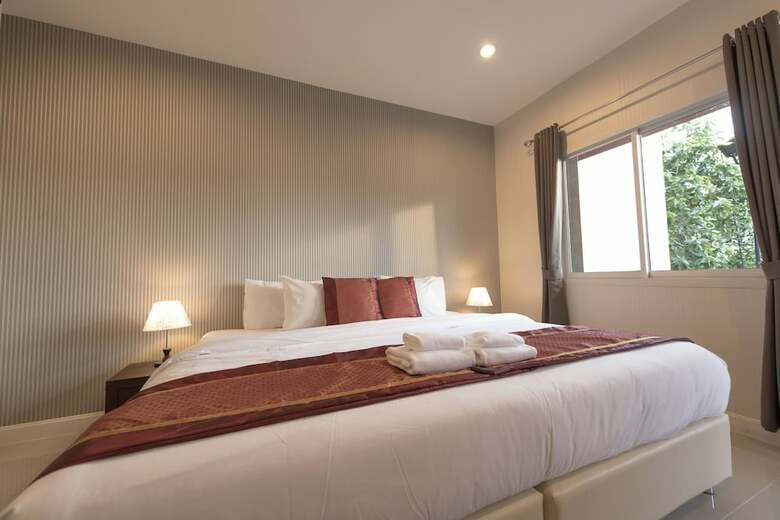 Chiang Mai Waroros Boutique Hotel