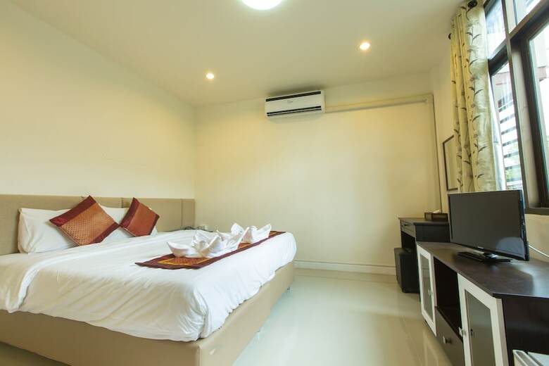 Chiang Mai Waroros Boutique Hotel