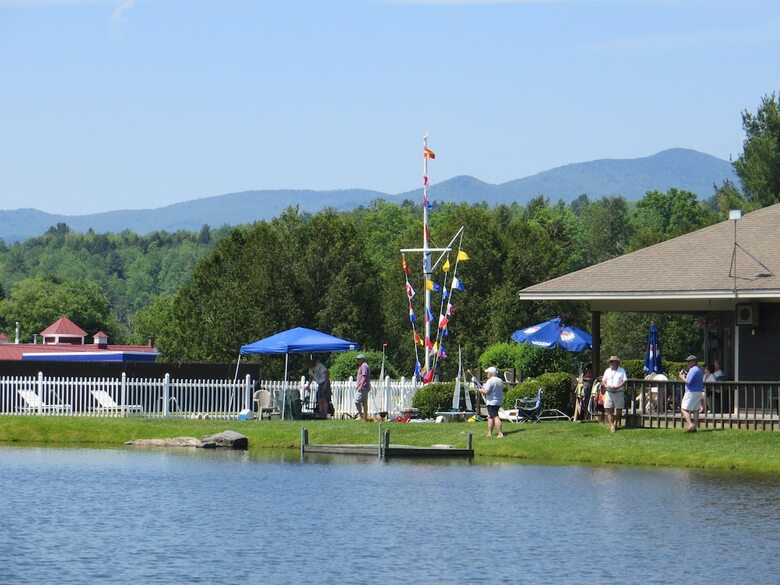 Hotel Commodores Inn
