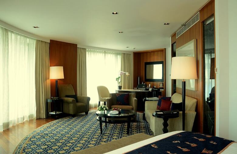 Hotel Intercontinental Marine Drive Mumbai