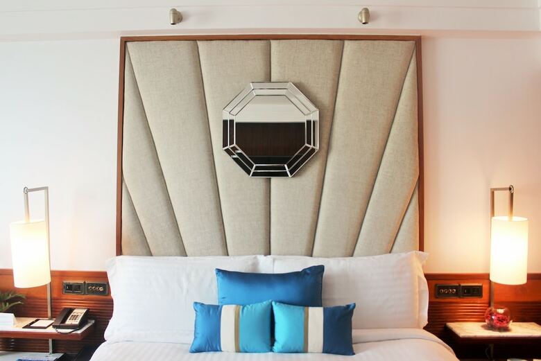 Hotel Intercontinental Marine Drive Mumbai