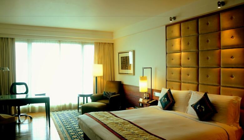 Hotel Intercontinental Marine Drive Mumbai