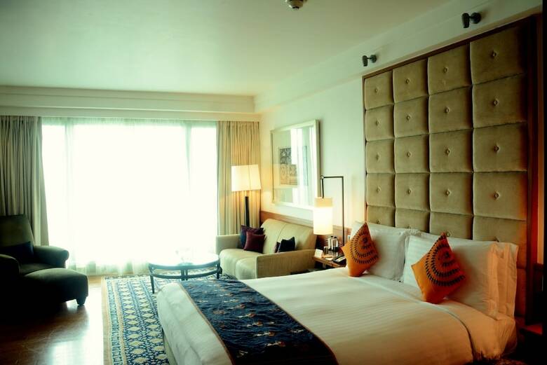 Hotel Intercontinental Marine Drive Mumbai