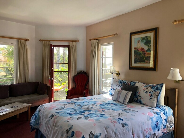 Hotel Villa Rosa Inn