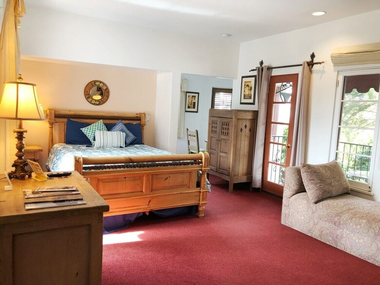 Hotel Villa Rosa Inn