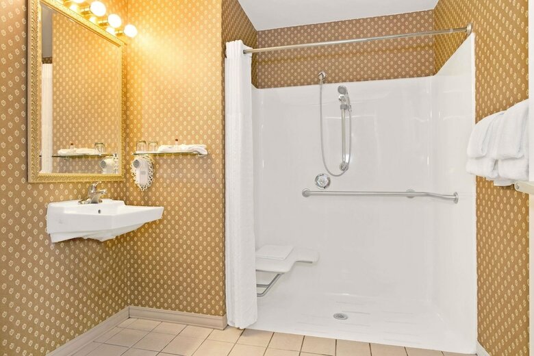 Hotel Hawthorn Suites By Wyndham Cincinnati