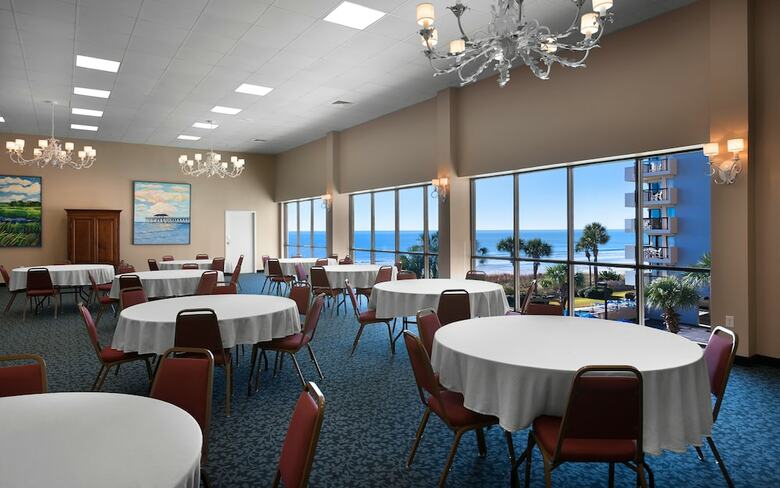 Hotel Grande Cayman Resort
