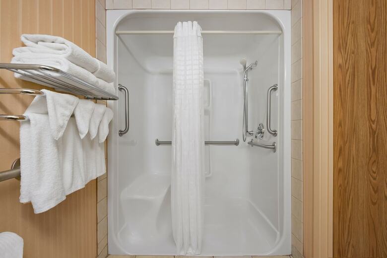Hotel Super 8 By Wyndham Fort St. John Bc