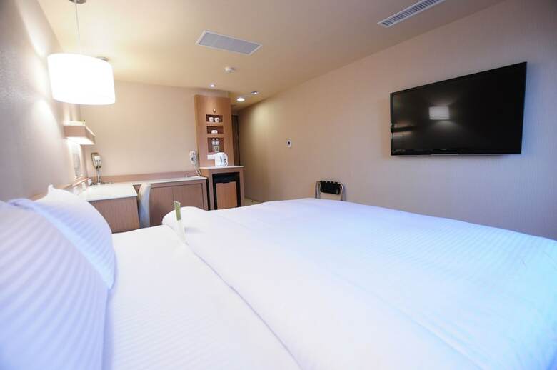 Kindness Hotel - Tainan Chihkan Tower