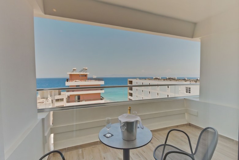 Alexia Premier City Hotel - Adults Only