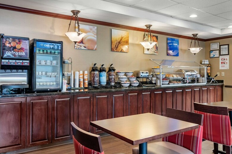 Hotel Comfort Inn & Suites Suwanee - Sugarloaf