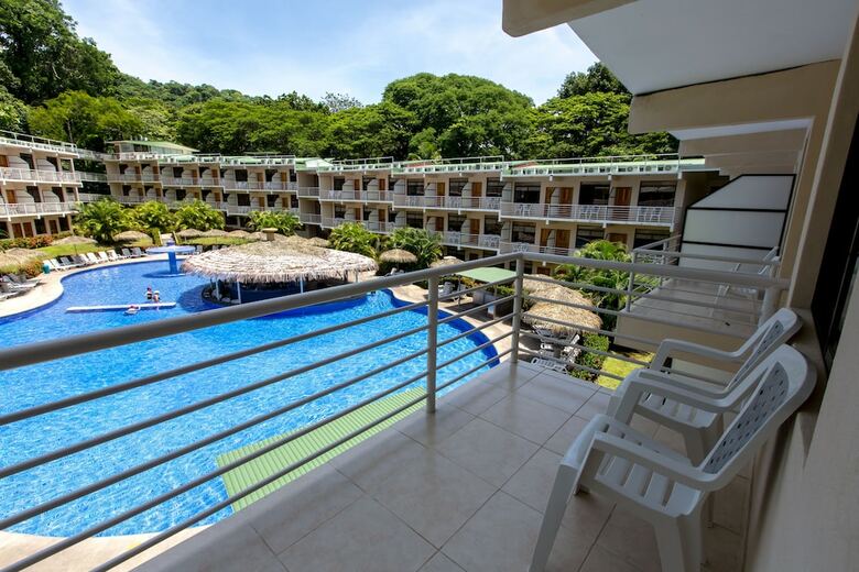Hotel Arenas En Punta Leona