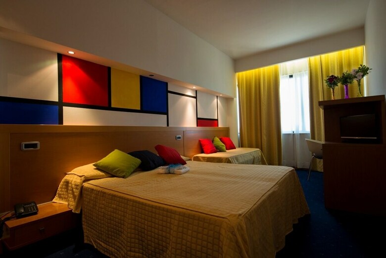 Hotel Planet