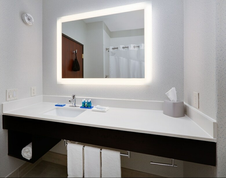 Holiday Inn Express Hotel & Suites Duncanville