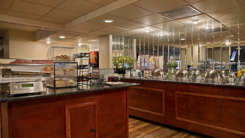 Genetti Hotel, Surestay Collection By Best Western