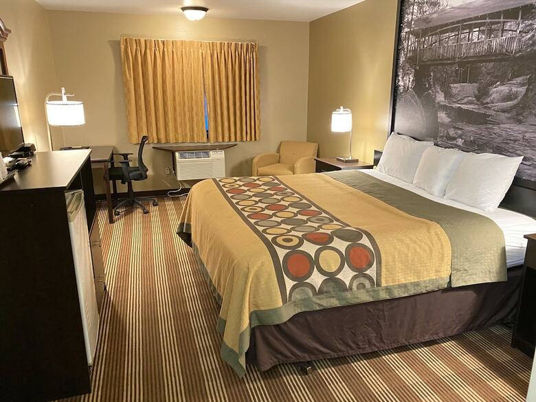 Motel Super 8 By Wyndham Eau Claire Wi