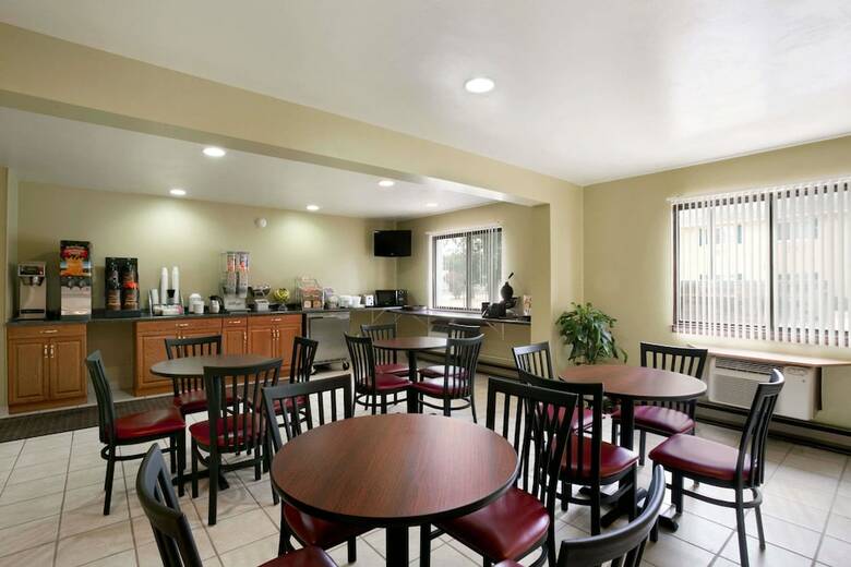 Motel Super 8 By Wyndham Eau Claire Wi