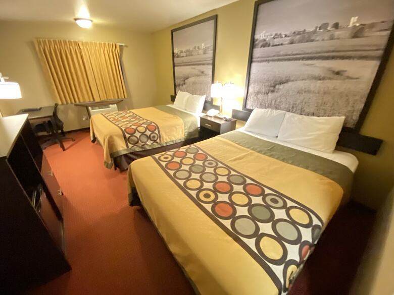 Motel Super 8 By Wyndham Eau Claire Wi