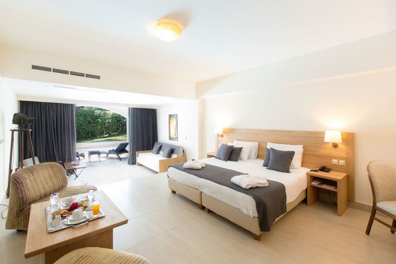 Corfu Holiday Palace Hotel