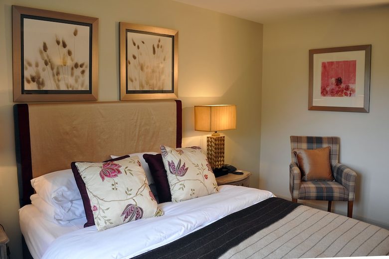 Hotel The Crown Of Crucis
