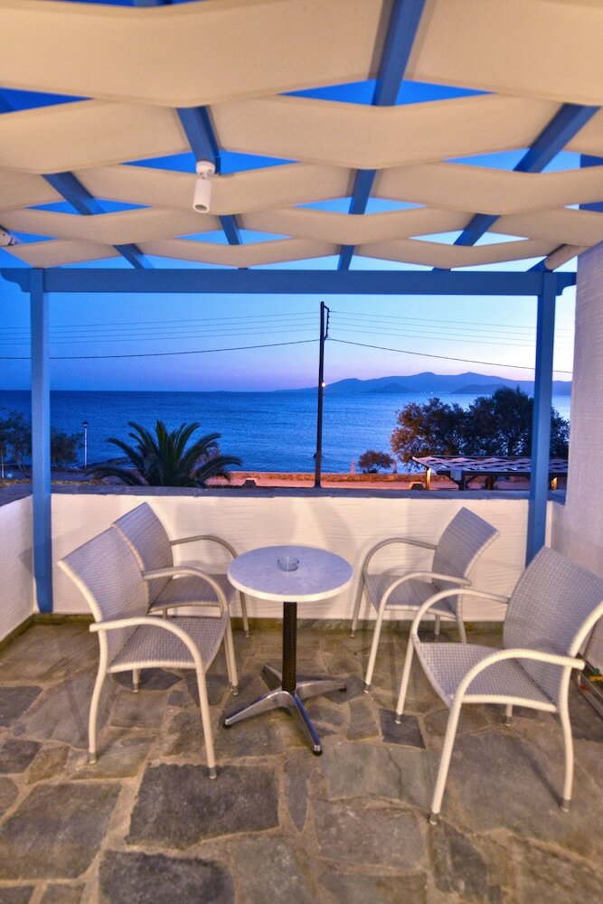 Liana Beach Hotel & Spa