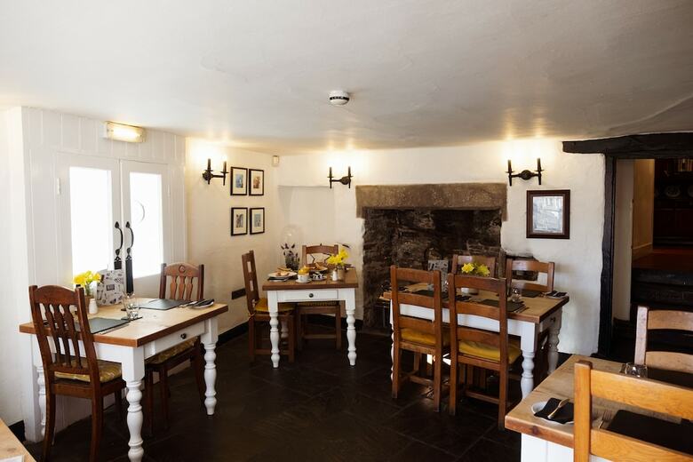 The Kings Arms Hotel