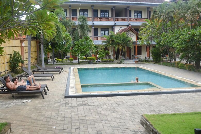 Hotel Beneyasa Beach Inn 1